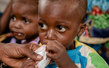 Offrez à un enfant un traitement vital contre la malnutrition